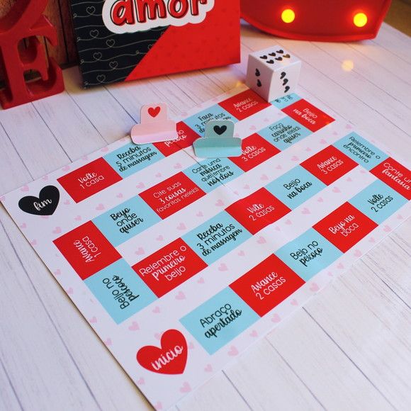 Jogo de tabuleiro de casal - ideia de presente criativo e econômico de dia dos namorados