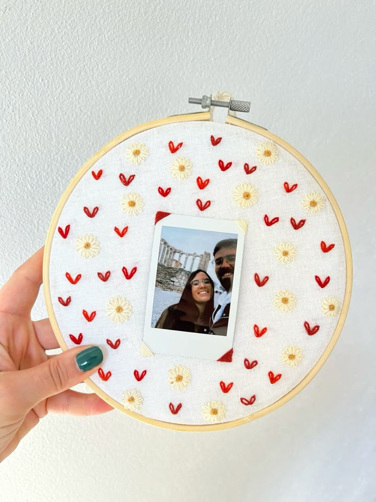 Bordado de casal - Inspiração de presente único, personalizado e barato de dia dos namorados