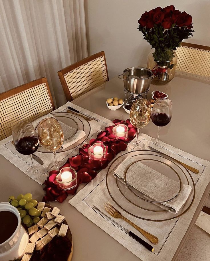 Jantar a luz de velas de dia dos namorados