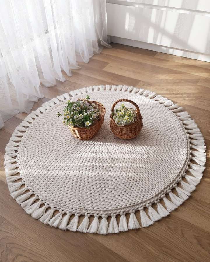 inspiração de tapete de crochê usado na decoração